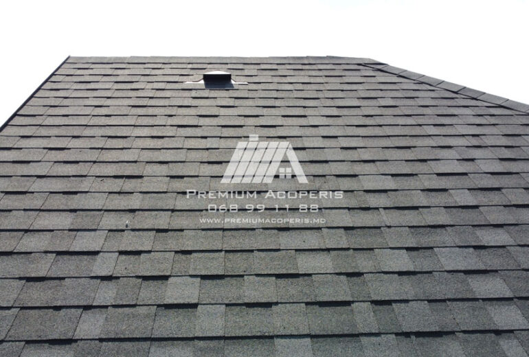 Acoperiș la cheie din Șindrilă Bituminoasă IKO - Premium Acoperis - Bubuieci