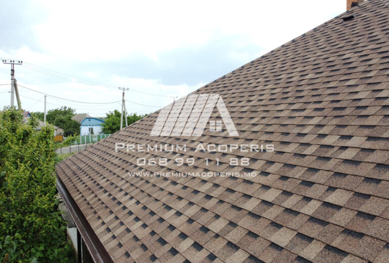 Acoperiș la cheie din Șindrilă Bituminoasă Rancho Bronz - Premium Acoperis